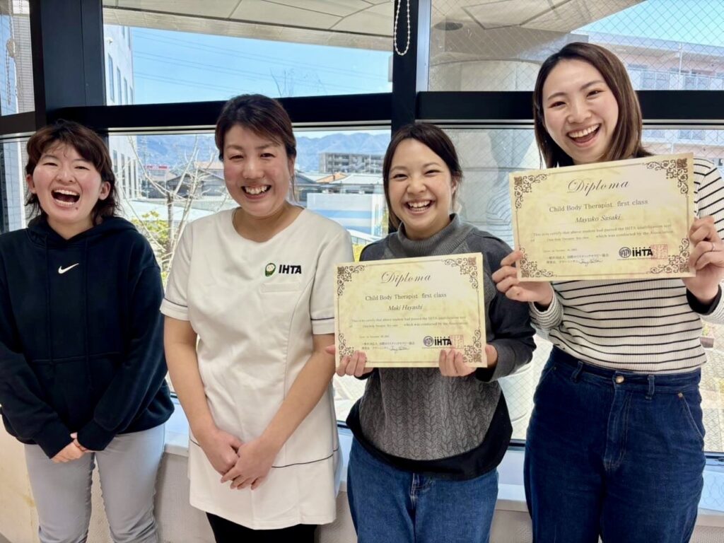 「子どものそばで自分も子どもも大切にして働く」 ベビーマッサージ講師への道　指定校 徳山真理子